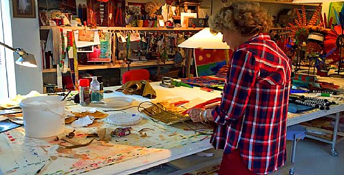 Paper is a Dream Factory | The Work of Isabelle de Borchgrave