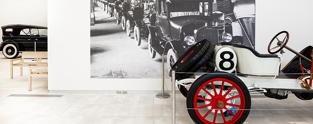 Launching our new Car and Carriage Museum Tours