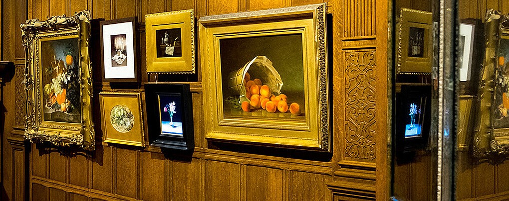 Still Lifes on the Move